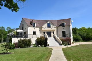  Maison � vendre 8 pi�ces 281 m�