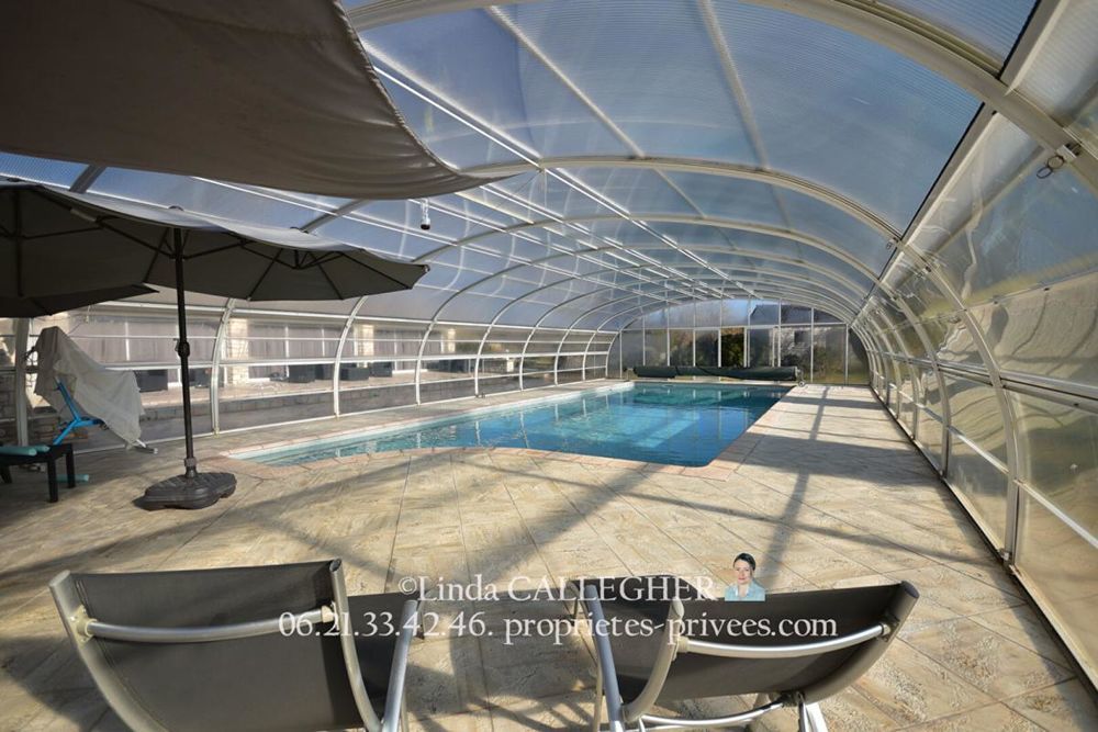 � vendre  Propri�t�/ch�teau Uz�s (30700)