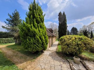  Propri�t�/ch�teau � vendre 15 + pi�ces 470 m�