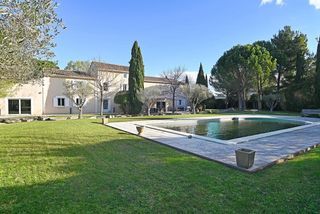  Maison � vendre 11 pi�ces 312 m�