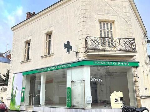 Local professionnel / bureaux 52 m&sup2; � Centre Cou&euml;ron 82000 44220 Coueron