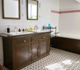  Propri�t�/ch�teau � vendre 7 pi�ces 305 m�