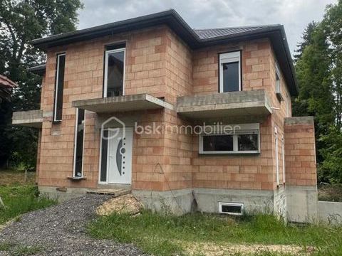   Maison Individuelle 195M2 maison � terminer Maison - 5 pi�ce(s) - 195 m�