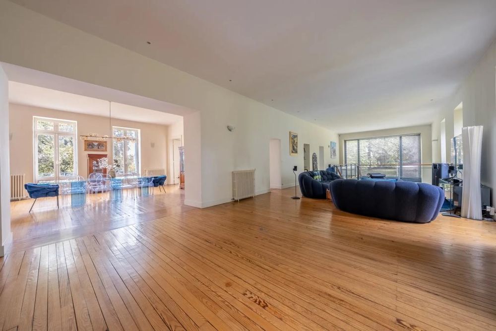 � vendre  Propri�t�/ch�teau Yvrac (33370)