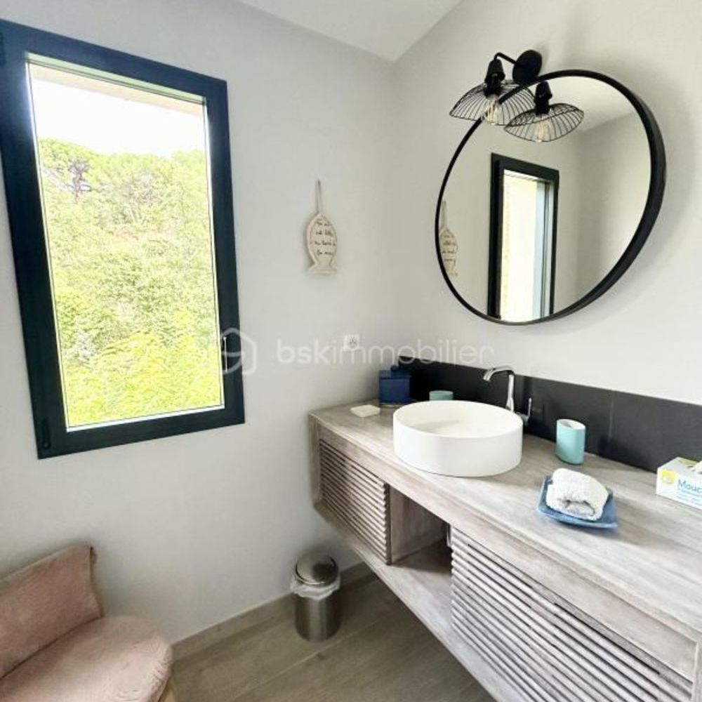 � vendre  Villa Grimaud (83310)