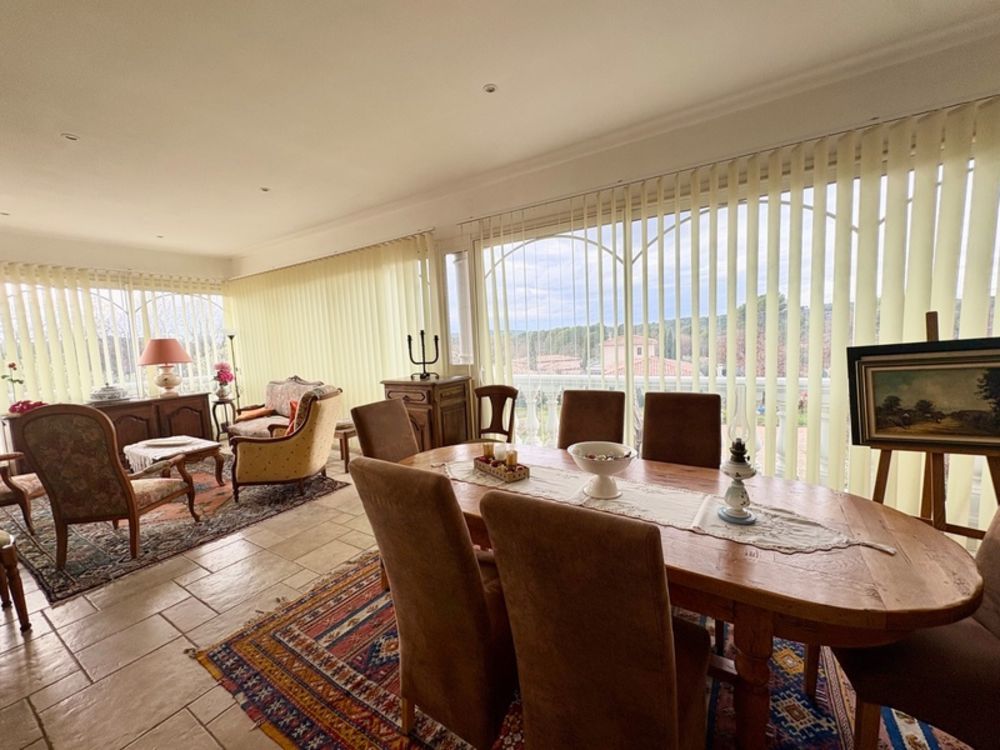 � vendre  Maison Trans-en-Provence (83720)