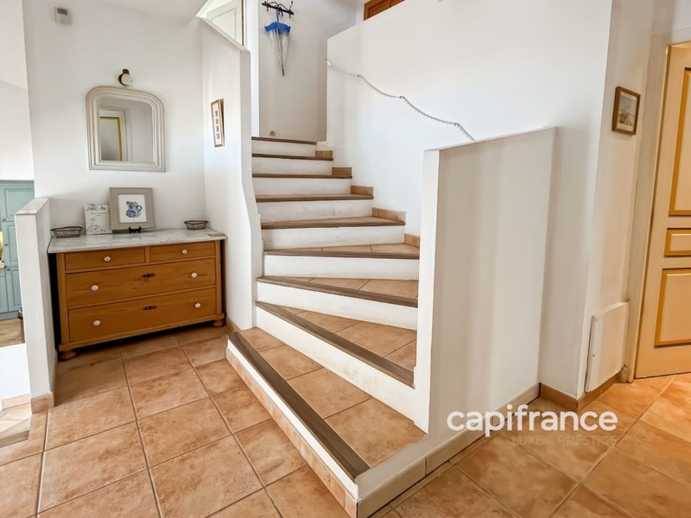 � vendre  Villa Bagnols-en-For�t (83600)