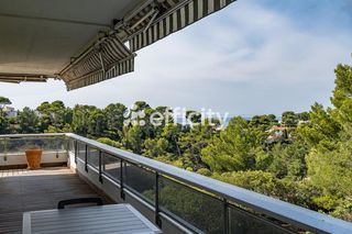  Appartement � vendre 6 pi�ces 230 m�