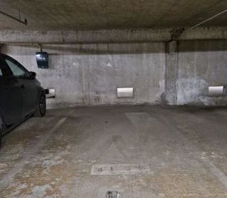  Parking / Garage � vendre 12 m�