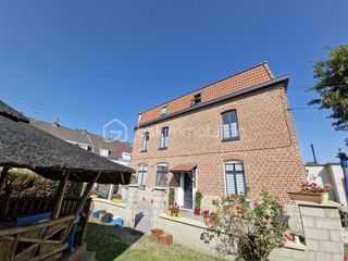  Maison � vendre 9 pi�ces 185 m�