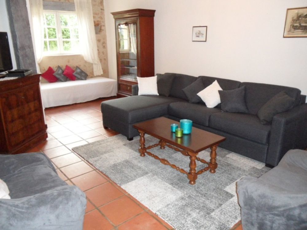 � vendre  Propri�t�/ch�teau La Douze (24330)