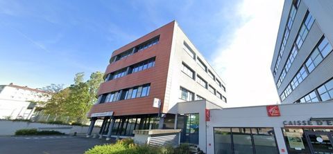 &Agrave; Louer : Bureau de 140 m&sup2; &agrave; Besan&ccedil;on Temis 2065 25000 Besancon