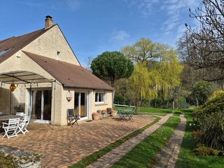  Maison � vendre 8 pi�ces 210 m�