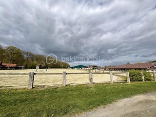  Propri�t�/ch�teau � vendre 7 pi�ces 7786 m�