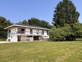  Maison � vendre 8 pi�ces 300 m�