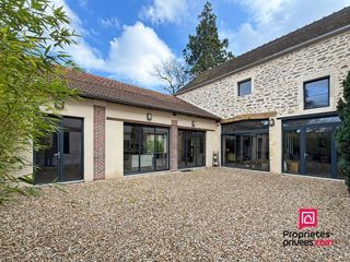  Maison � vendre 9 pi�ces 234 m�