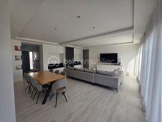  Maison � vendre 6 pi�ces 240 m�