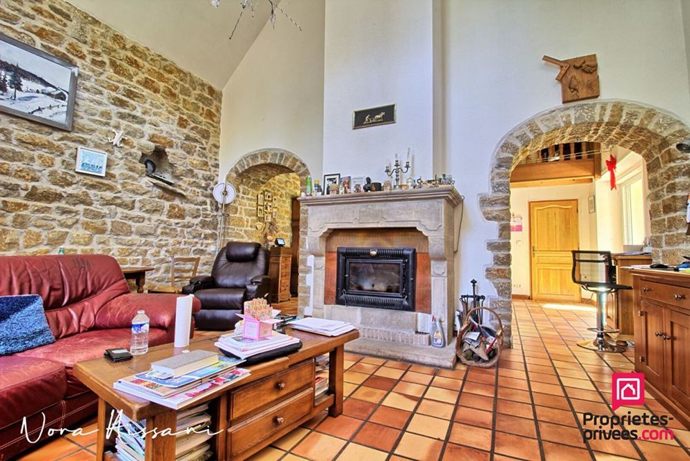 � vendre  Propri�t�/ch�teau Montmorot (39570)