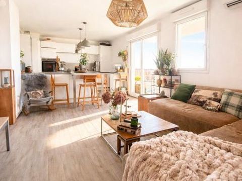   Appartement Appartement - 3 pi�ce(s) - 75 m�