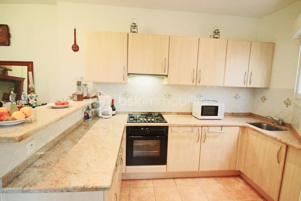 � vendre  Appartement Saint-Jean-de-Luz (64500)