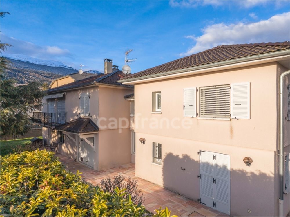 � vendre  Maison Crozet (01170)