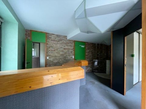 A VENDRE - BUREAUX 60000 71400 Autun