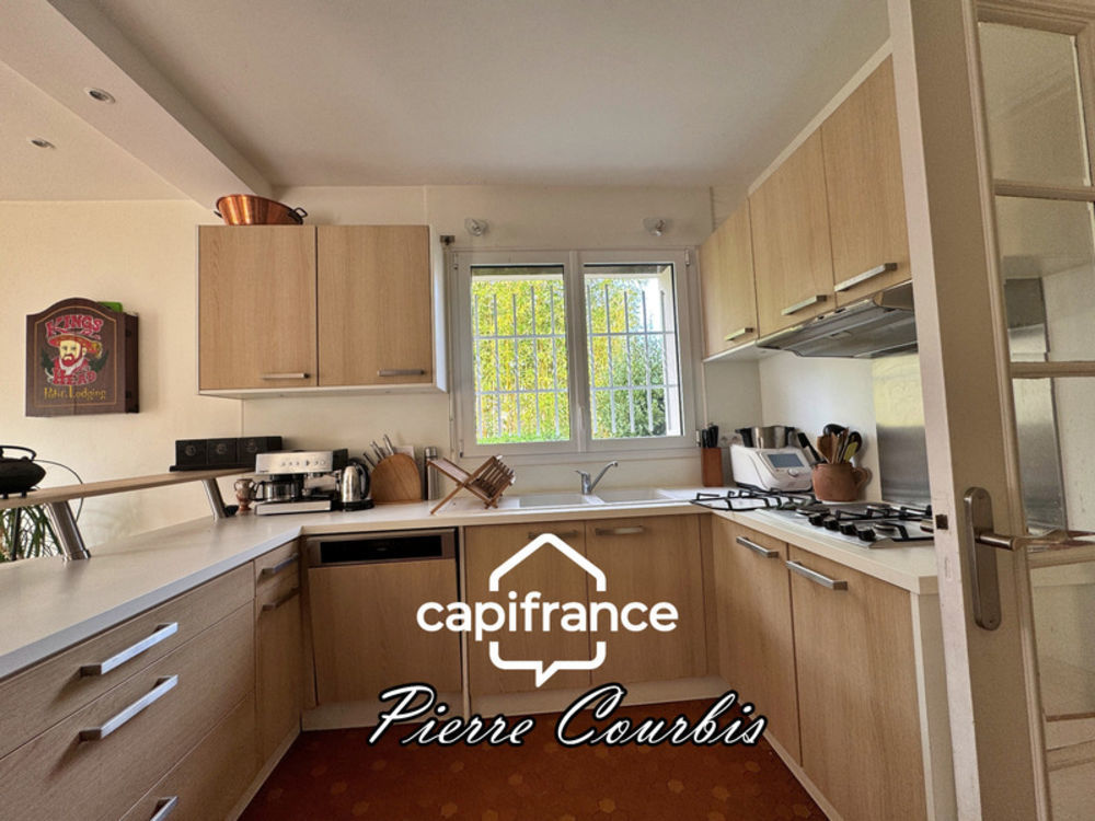 � vendre  Maison Bron (69500)