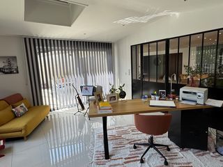  Maison � vendre 8 pi�ces 328 m�