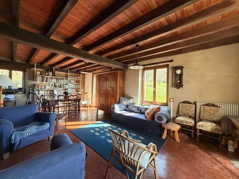   FLEUREY SUR OUCHE - Maison  de 192.10 m� Maison - 8 pi�ce(s) - 192 m�