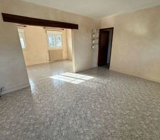  Appartement � louer 6 pi�ces 108 m�