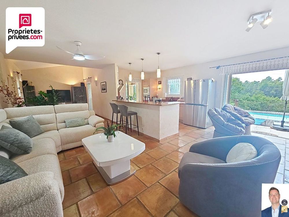 � vendre  Villa Saint-C�zaire-sur-Siagne (06530)