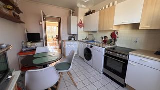  Appartement � vendre 4 pi�ces 88 m�