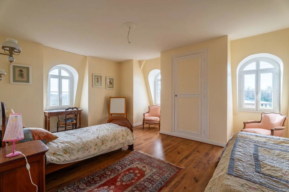 � vendre  Propri�t�/ch�teau Cenon (33150)