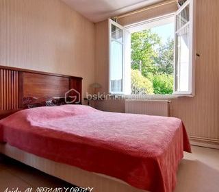  Immeuble � vendre 13 pi�ces 330 m�