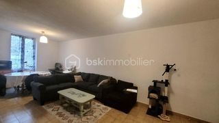  Immeuble � vendre 8 pi�ces 750 m�