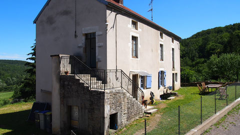   Courlon proche Marey-sur-Tille Maison - 6 pi�ce(s) - 110 m�