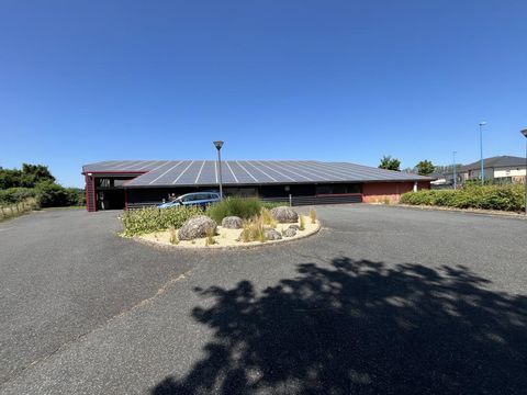 D&eacute;p&ocirc;t 607m&sup2; Onet le Ch&acirc;teau 2776 12850 Onet le chateau