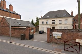  Immeuble � vendre 15 + pi�ces 436 m�