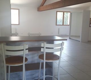  Appartement � louer 2 pi�ces 75 m�