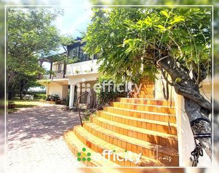  Maison � vendre 9 pi�ces 215 m�