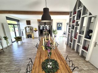  Propri�t�/ch�teau � vendre 11 pi�ces 440 m�