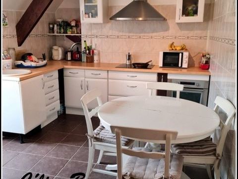   APPARTEMENT 3 Pi�ces 65 m� Appartement - 3 pi�ce(s) - 66 m�