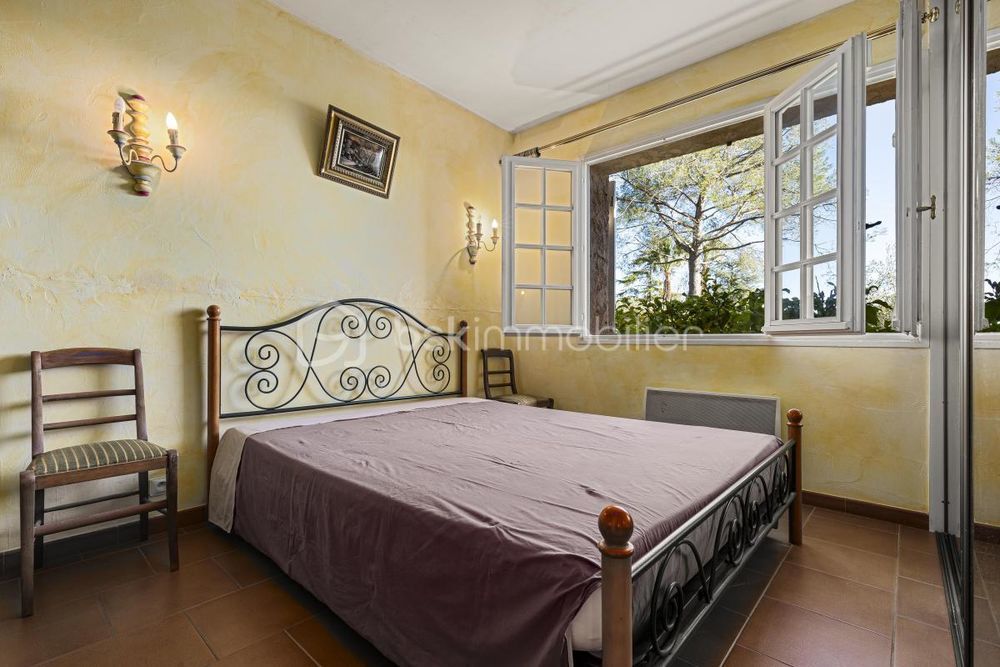 � vendre  Villa Mougins (06250)