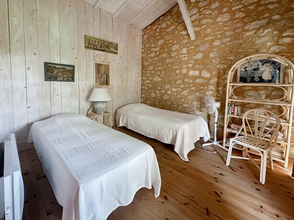 � vendre  Maison Montr�al (32250)