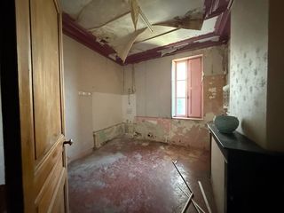  Immeuble � vendre 15 + pi�ces 900 m�