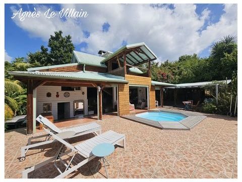   Maison Vue Mer avec Piscine sur 6 700 m2 Maison - 4 pi�ce(s) - 137 m�