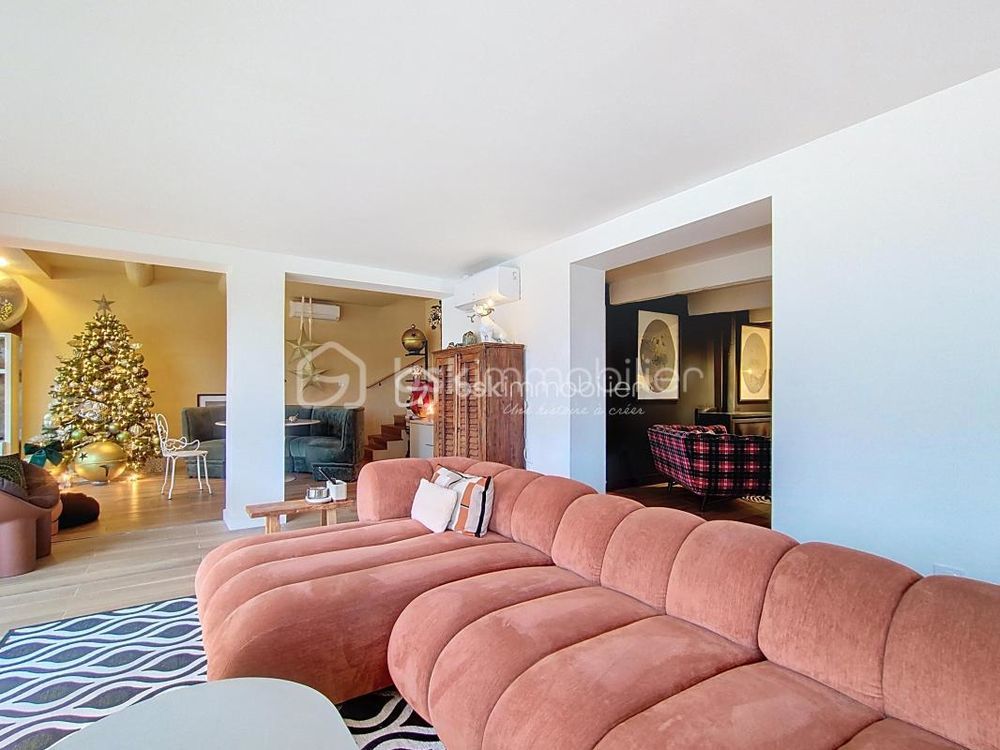 � vendre  Propri�t�/ch�teau Le Cailar (30740)