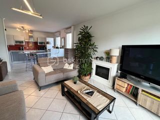  Appartement � vendre 4 pi�ces 99 m�