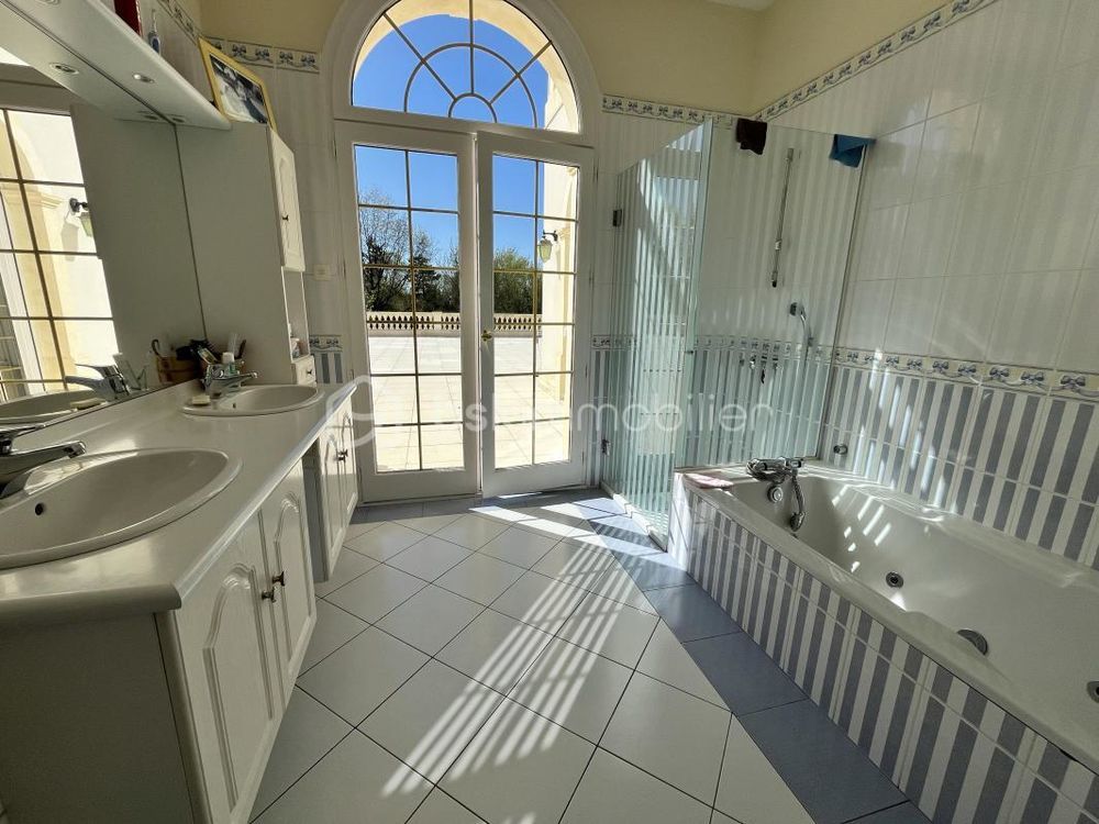 � vendre  Propri�t�/ch�teau Nantes (44000)