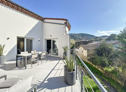   Maison de village 149 m� � Terrasse 30 m�, Garage double, Vue d�gag�e, Calme absolu - DPE B Maison - 5 pi�ce(s) - 149 m�